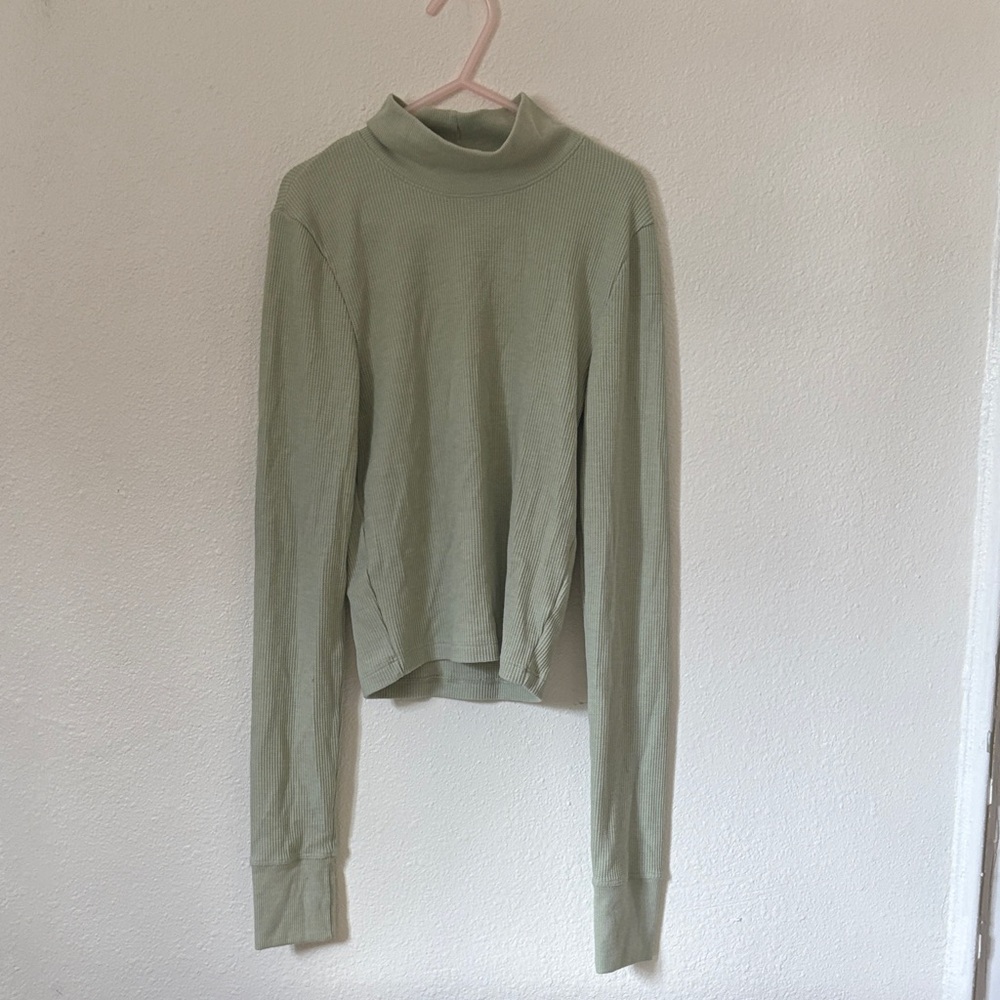 American Eagle Outfitters Light Green Long Sleeve Top